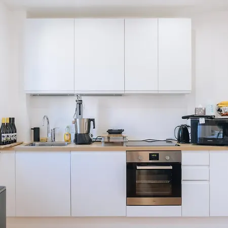 Stylish & Spacious 2bd For 6 Bergamote 15 *